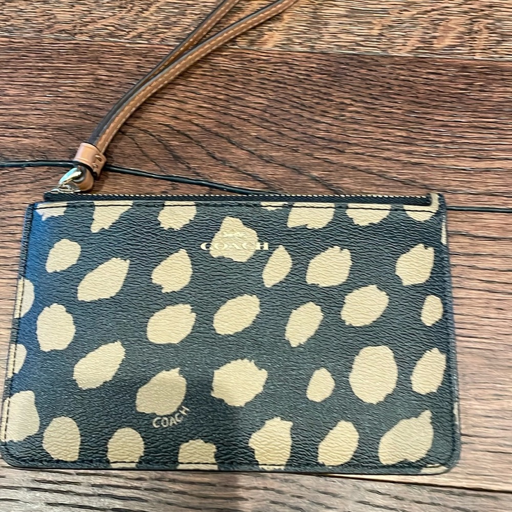 NWOT coach wristlet